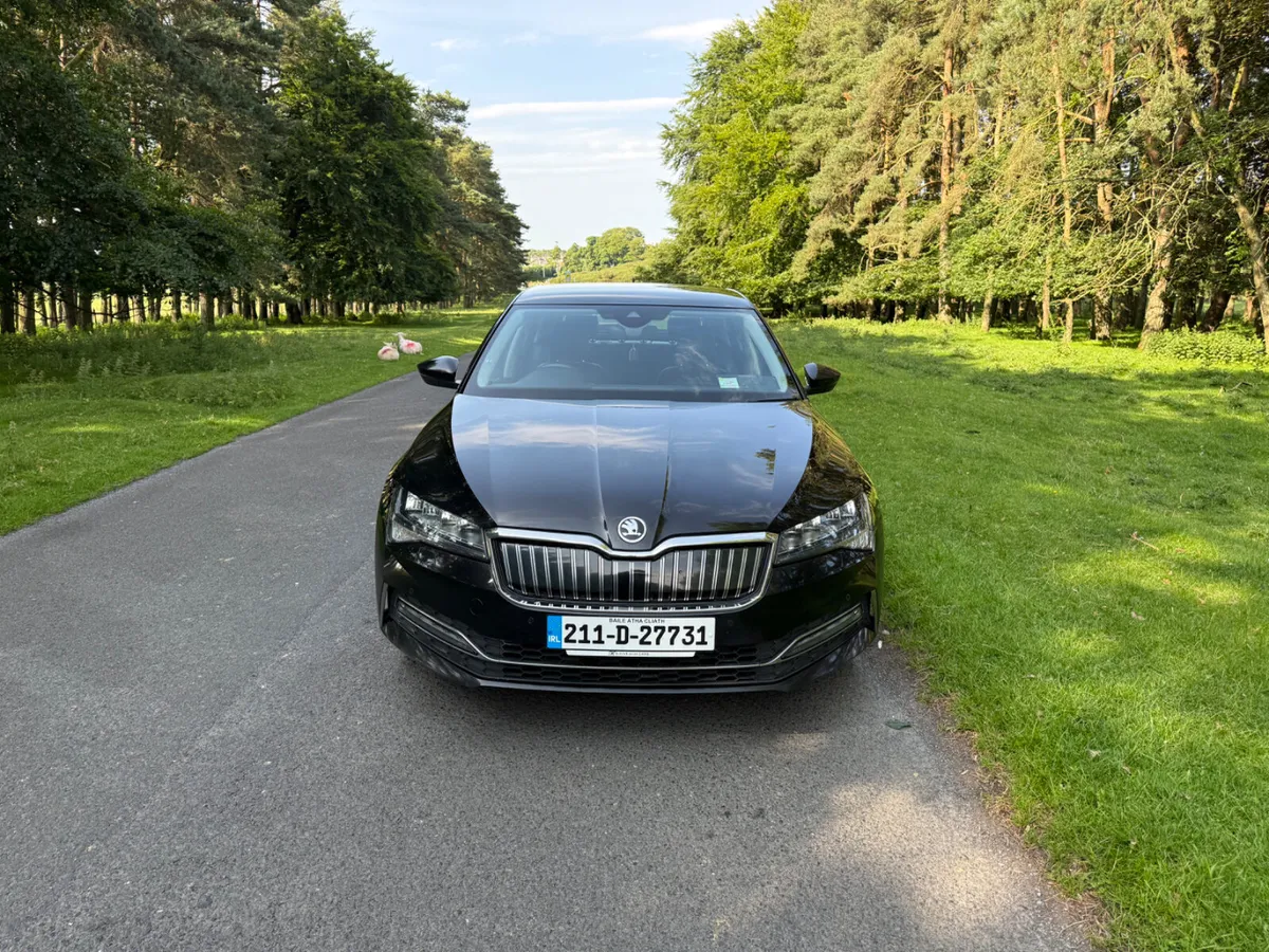 Skoda Superb Style 1.4 TSI 218Hp IV - Image 2