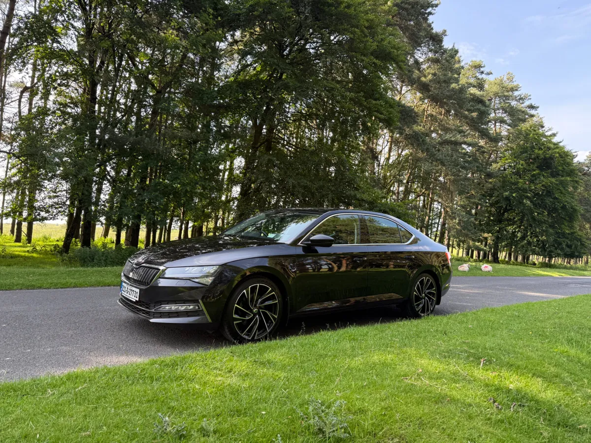 Skoda Superb Style 1.4 TSI 218Hp IV - Image 3