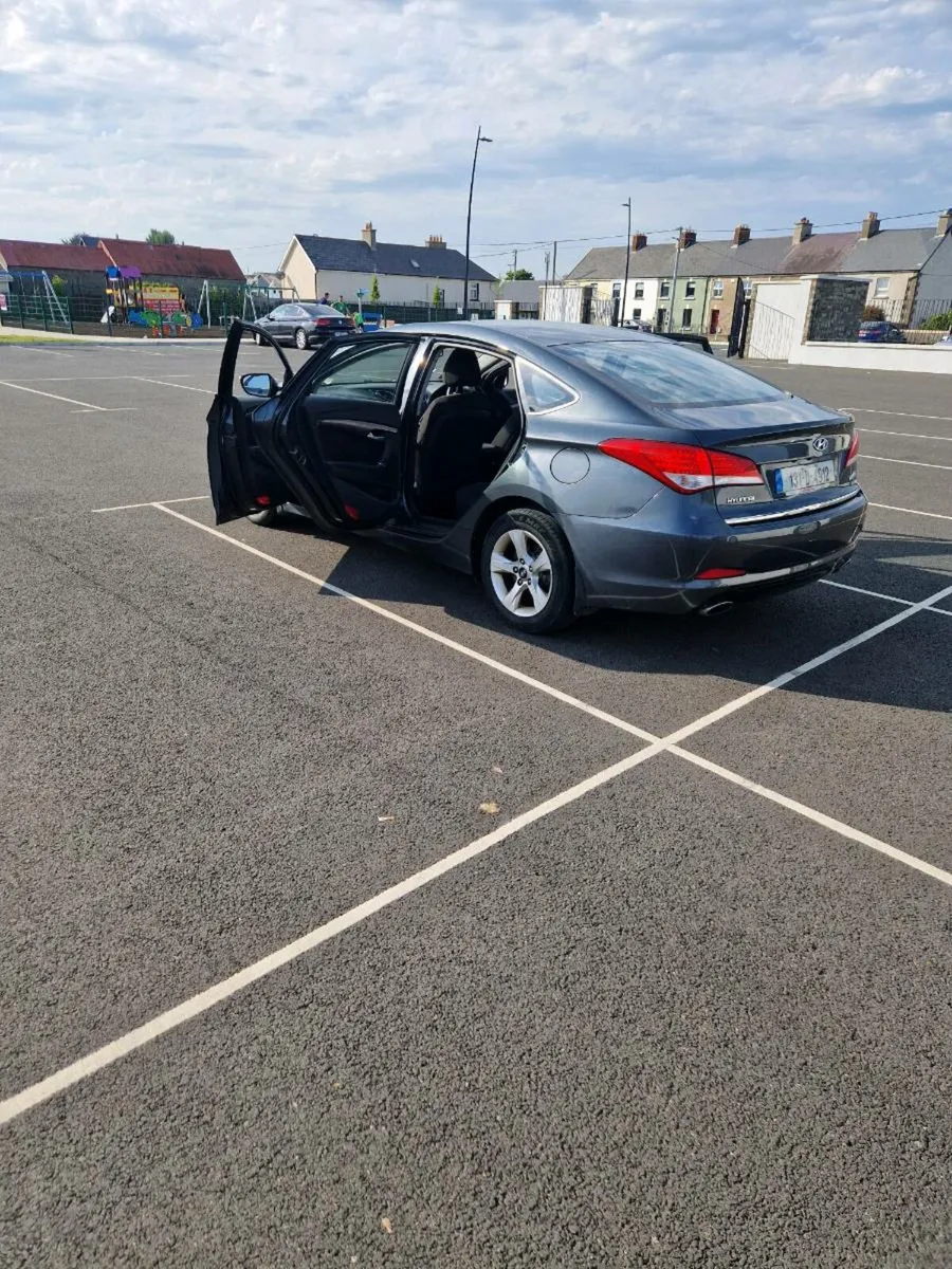 Car - Image 1