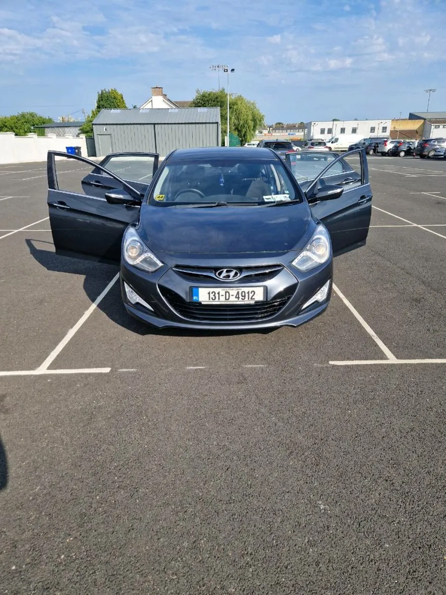Car - Image 4