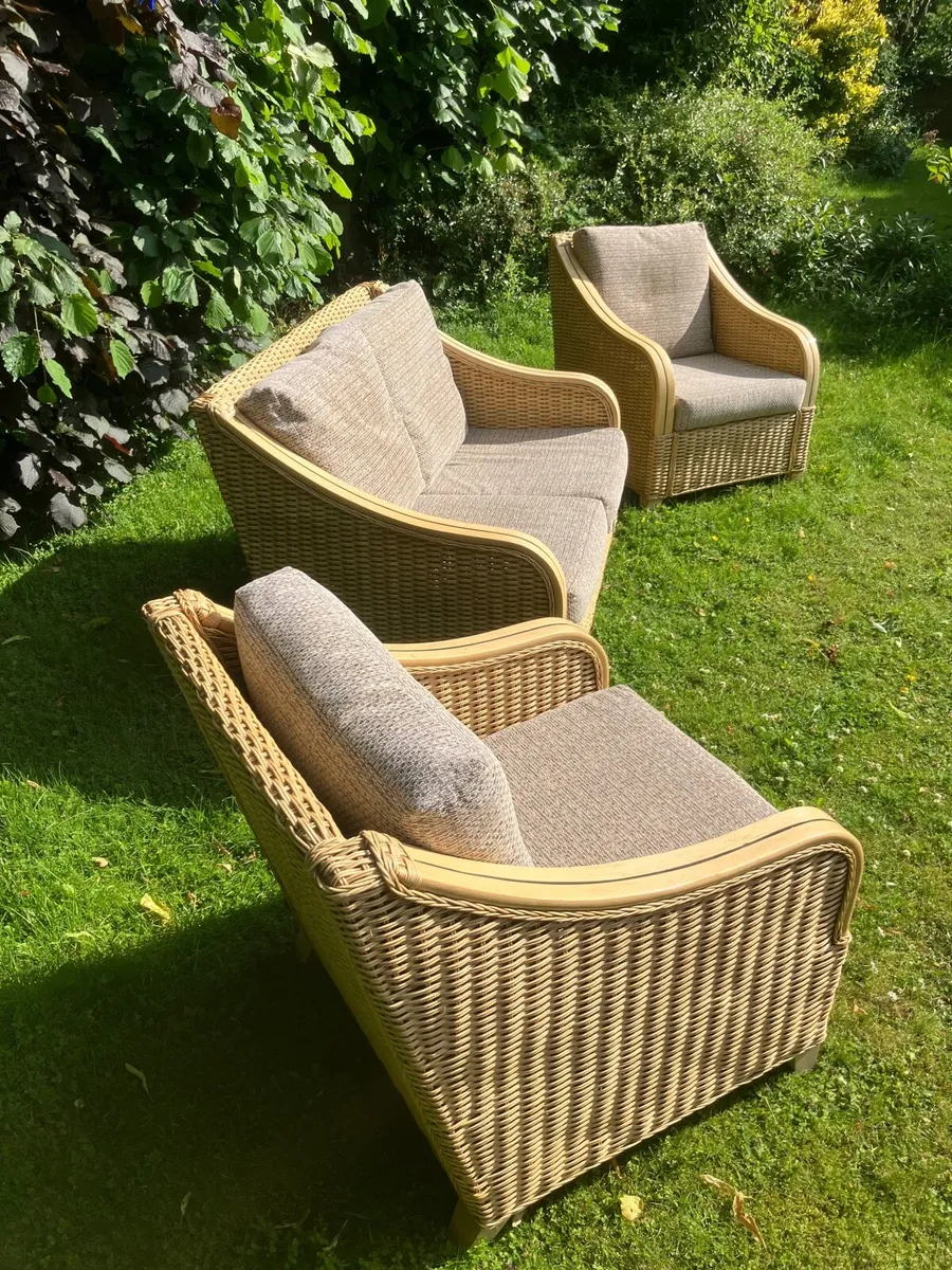 Rattan sofa with armchairs - Image 3