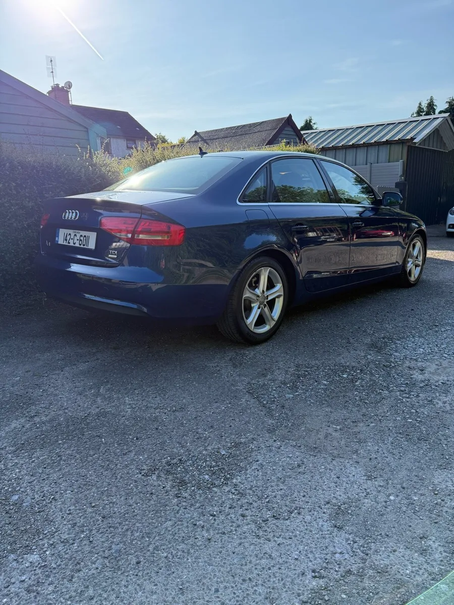 Audi A4 2.0 TDI Tecknik Ultra 163bhp - Image 2