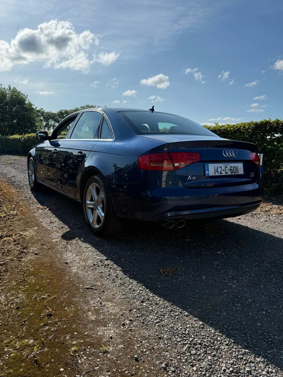 Audi A4 2.0 TDI Tecknik Ultra 163bhp - Image 4