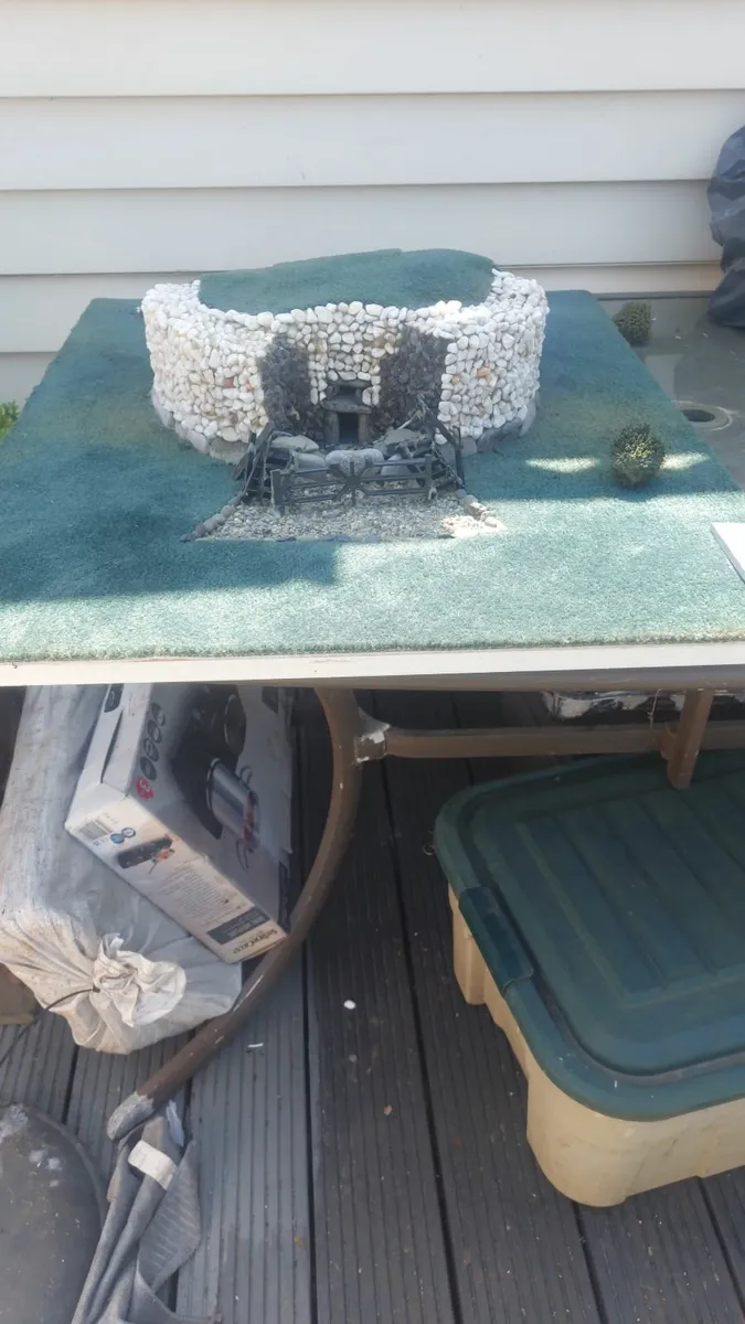 Newgrange Scale Model