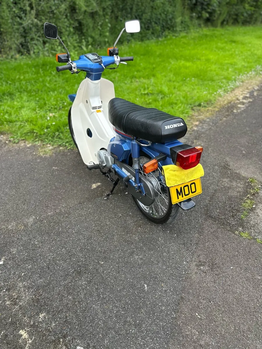 1997 Honda C90 Cub - Image 3
