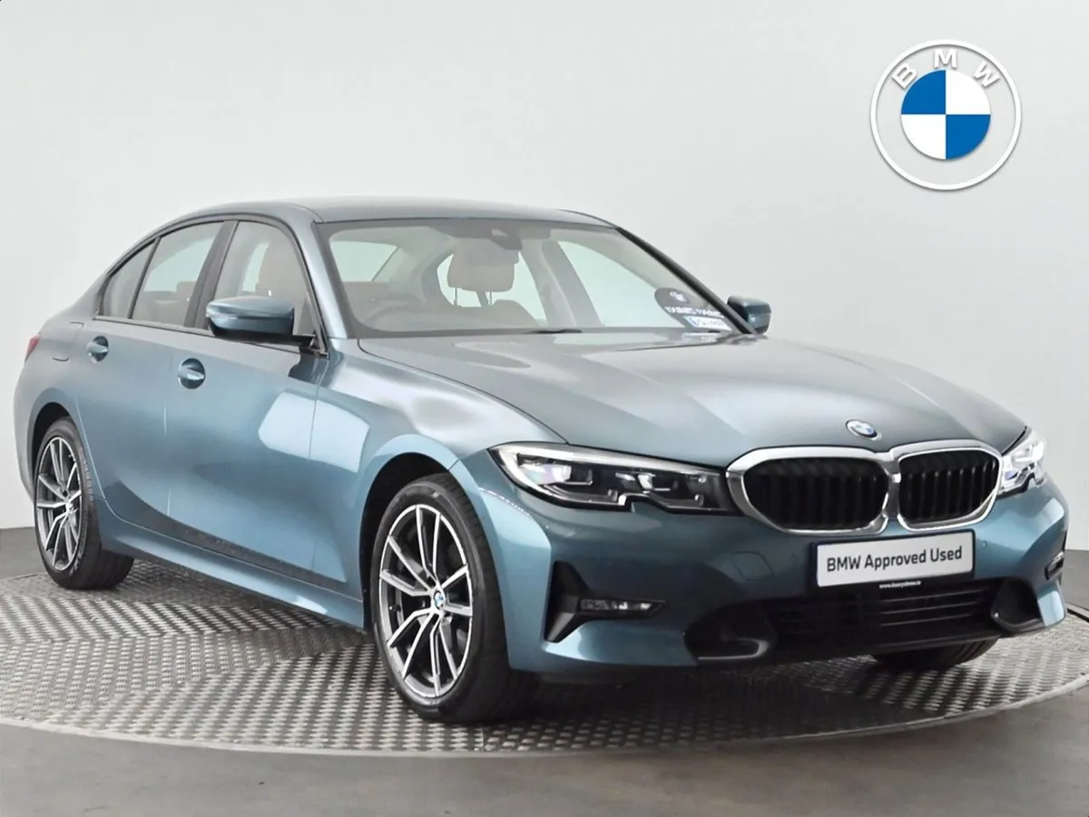 BMW 3 Series 320i Sport Saloon - Image 1