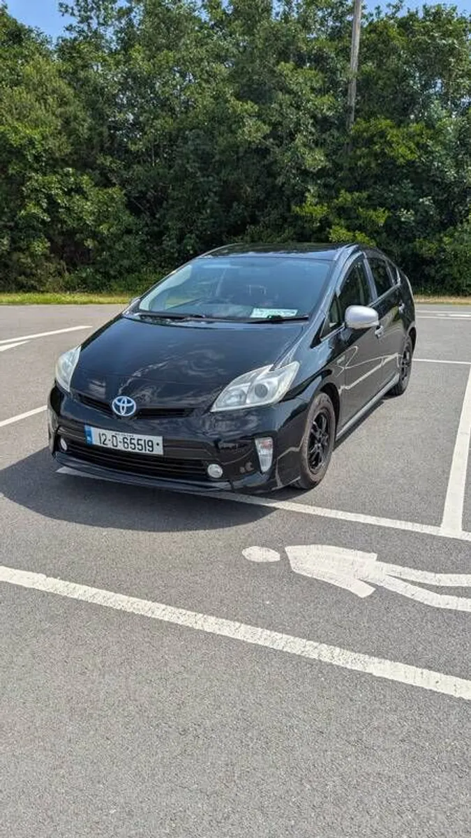 1.8 Toyota Prius Black Automatic Hybrid 146k NCT - Image 1