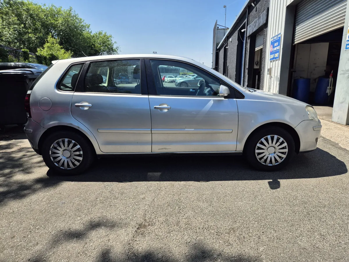 Volkswagen Polo 2007 AUTOMATIC - Image 4