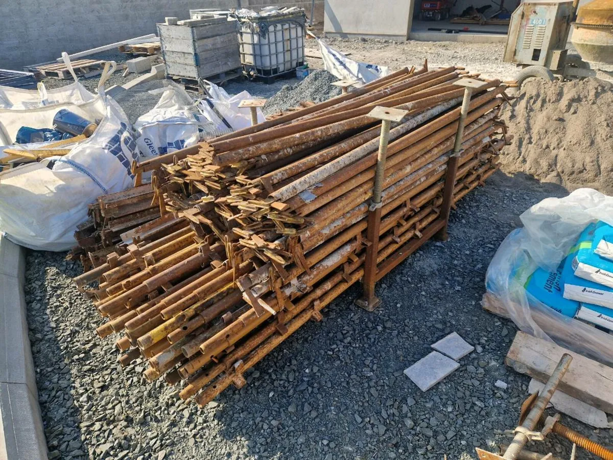 SCAFFOLDING - Image 1