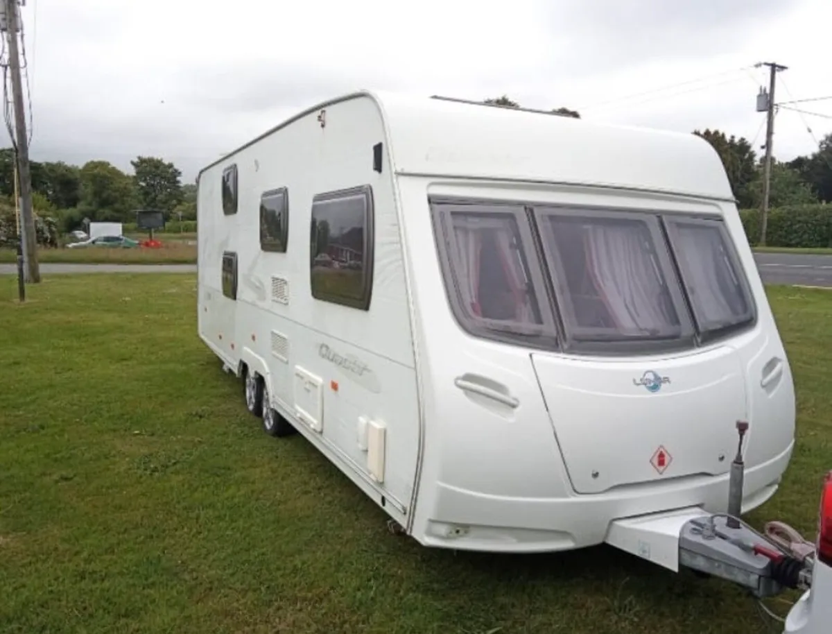 2008 6 BERTH LUNAR FB WITH FULL AWNING - Image 1