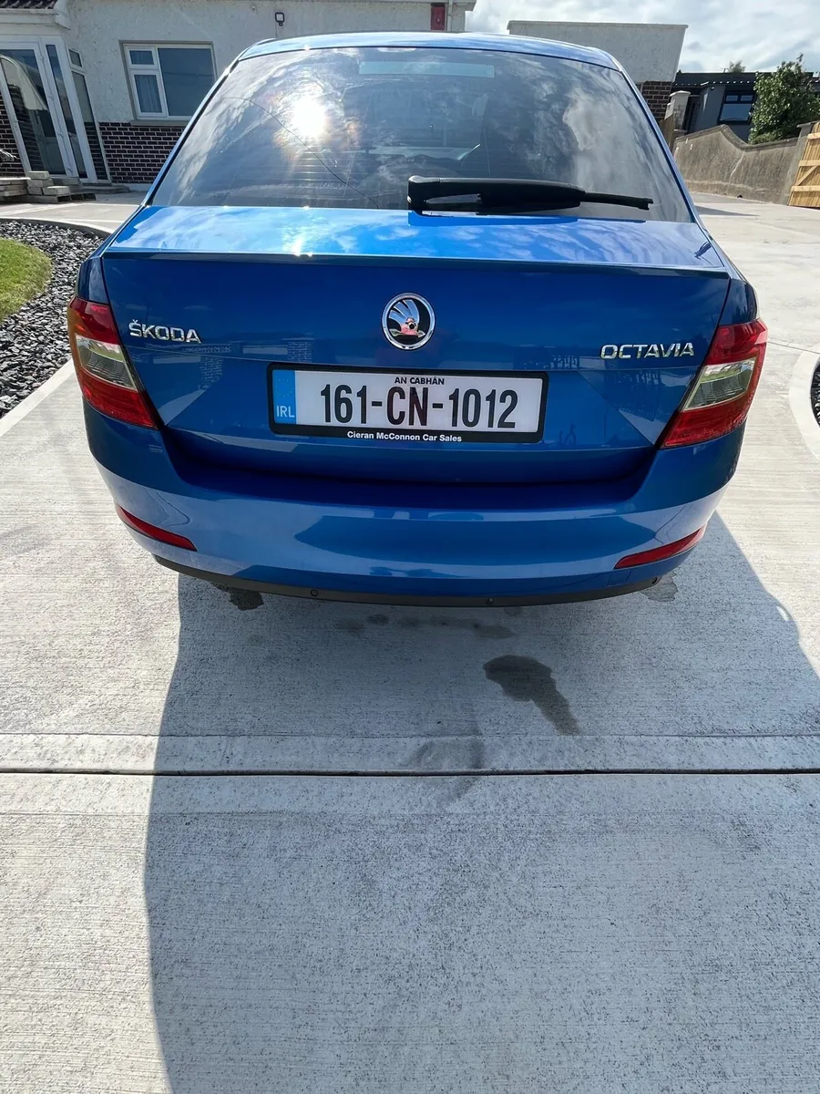 2016 Skoda Octavia - Image 2