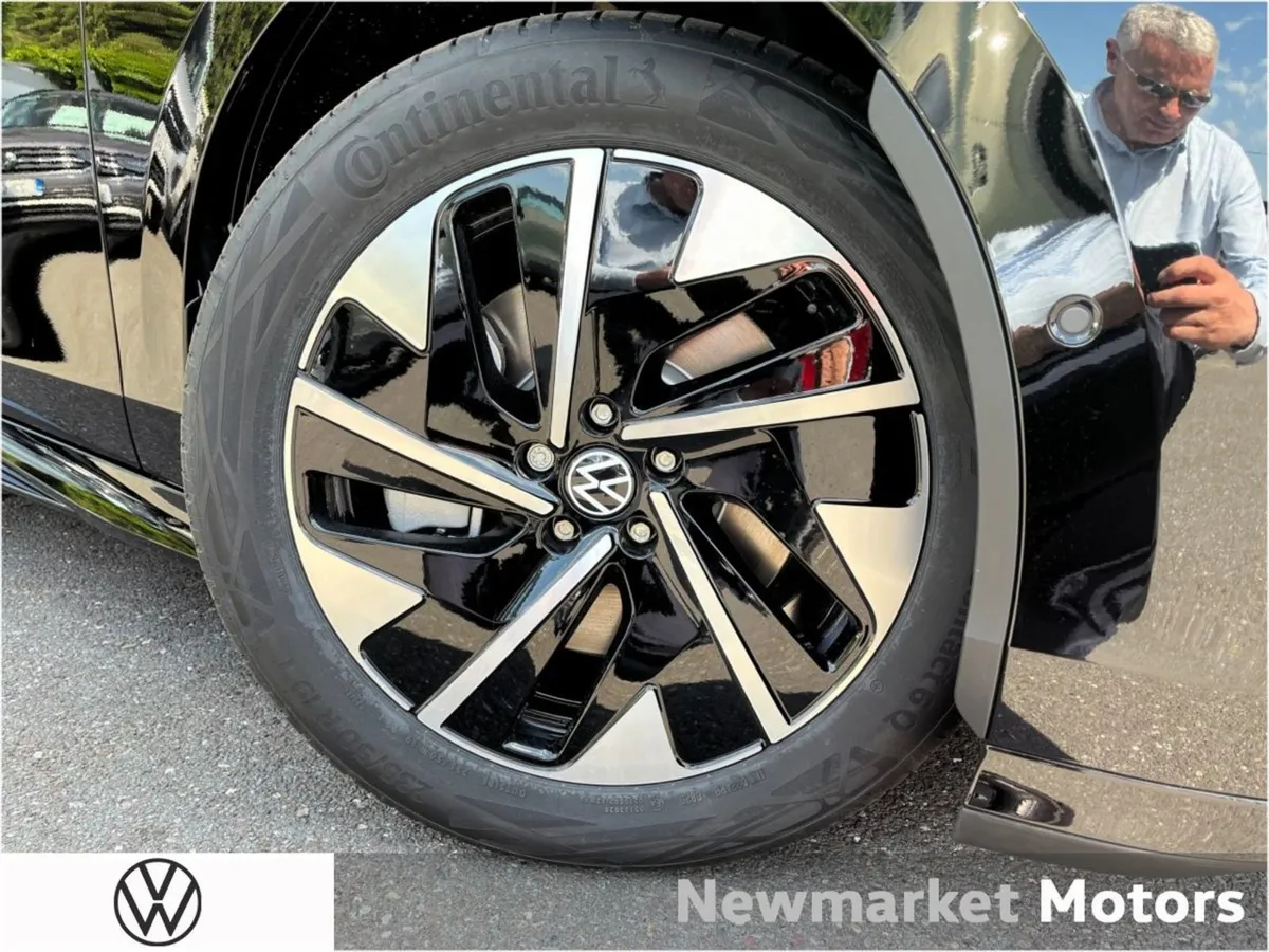 Volkswagen ID.7 252 REG PRO Plus 286BHP 77kwh BIG - Image 2