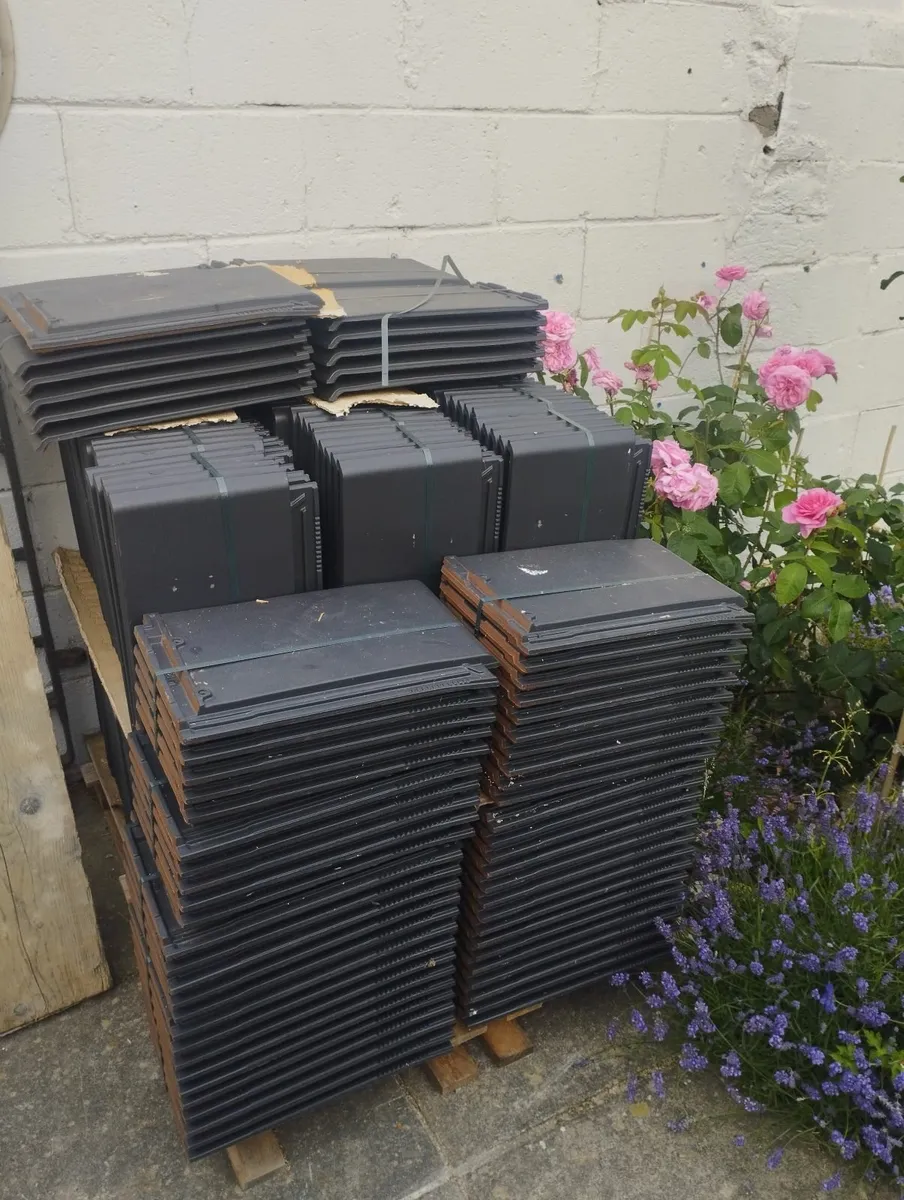 Planum low pitch roof tiles - Image 1