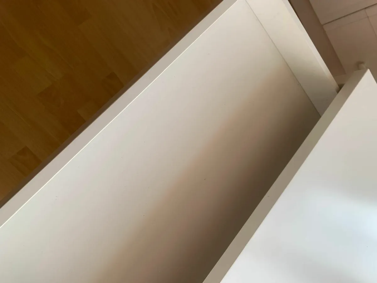 Desk - Image 2