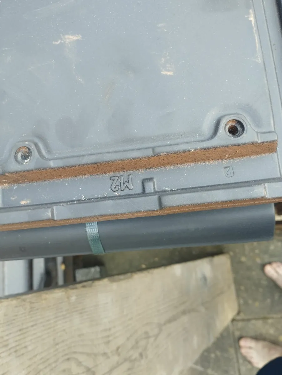 Planum low pitch roof tiles - Image 2