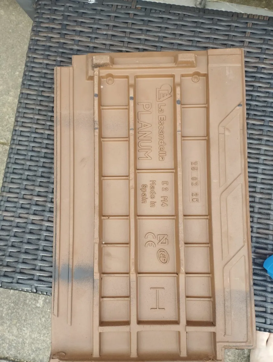 Planum low pitch roof tiles - Image 3