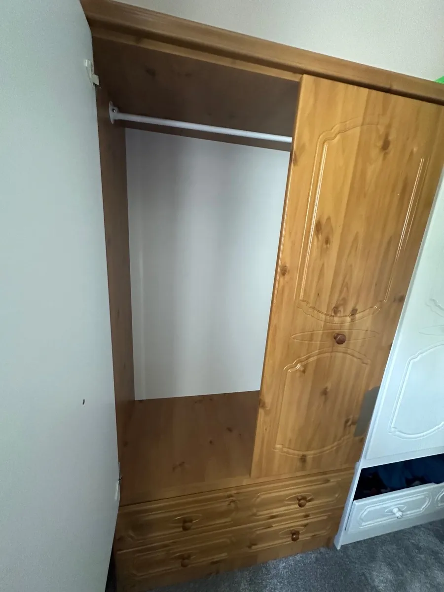 Wardrobe - Image 2