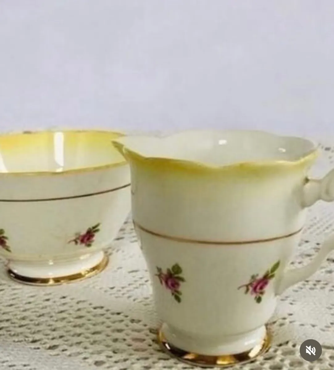 Sugar bowl and jug - Image 3