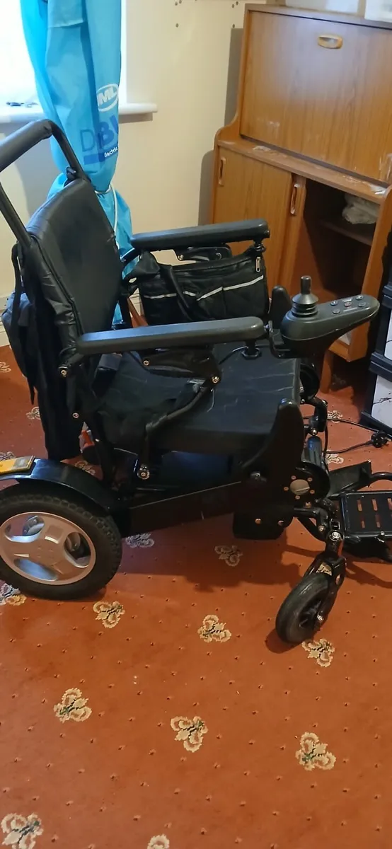 Motorised wheelchair - Image 1