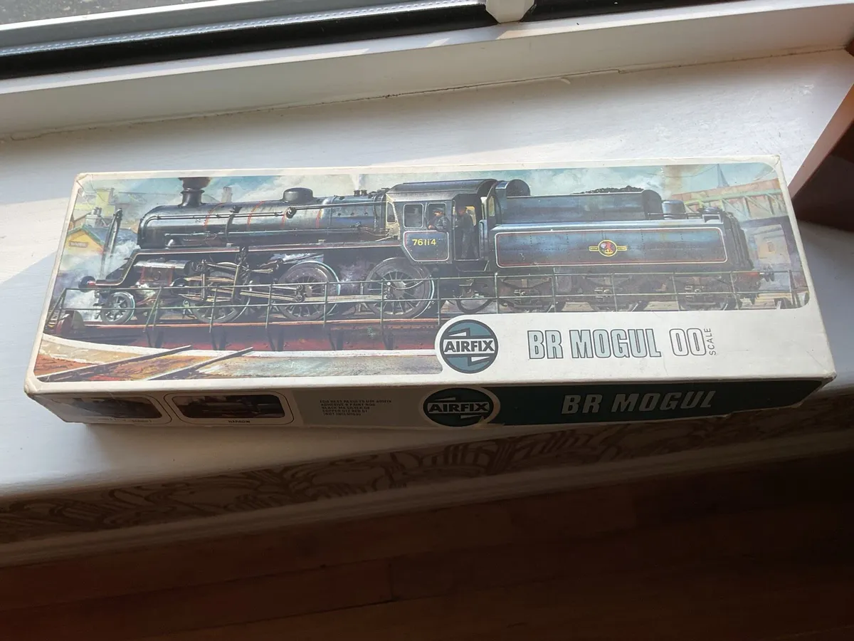Airfix - Image 1