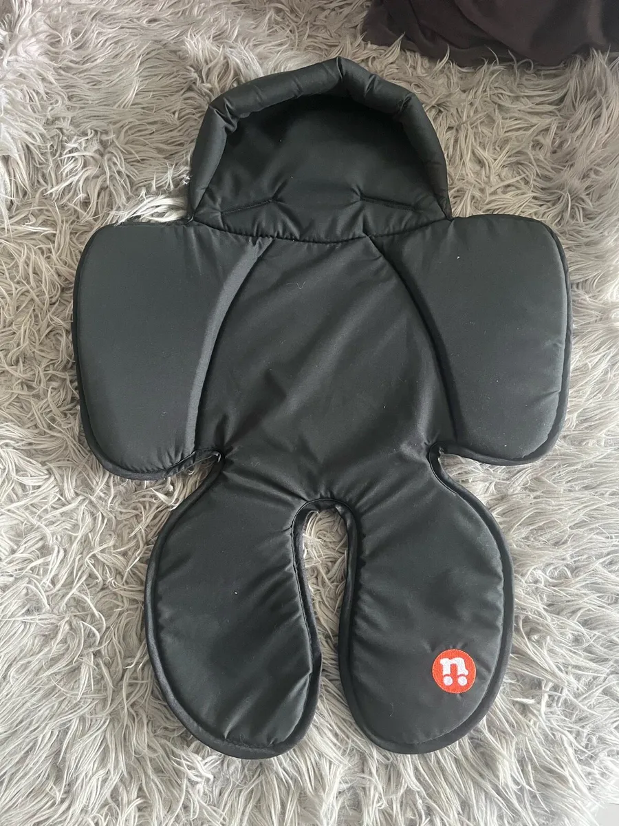 Two out and about newborn inserts - Image 1