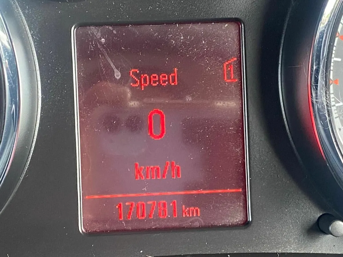 Opel Zafira 2012 - Image 3