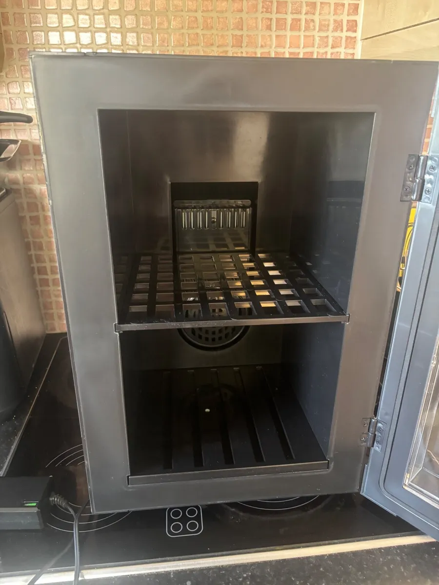 Monster mini fridge - Image 3