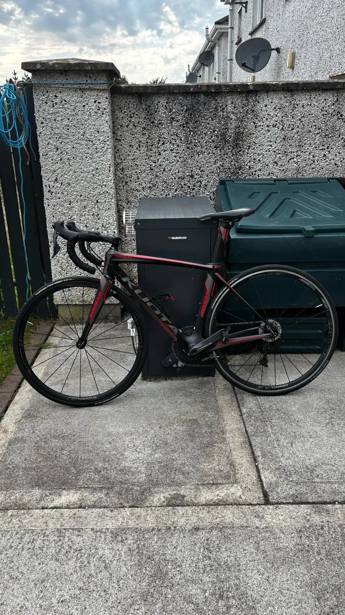 Kuota Kougar Aero Road/Triathlon Bike - Image 1