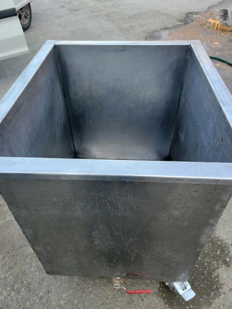 Mobile Chip Bin (Bath) Stainless Steel - Image 2