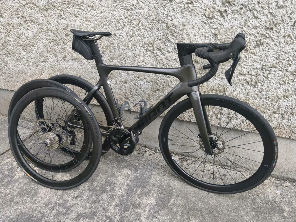 Giant Propel Advanced 2 disc SLR 1 - Image 1