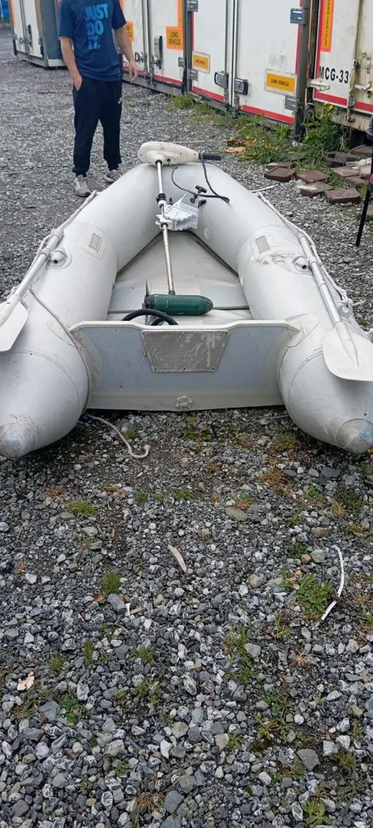 Inflatable dinghy - Image 2