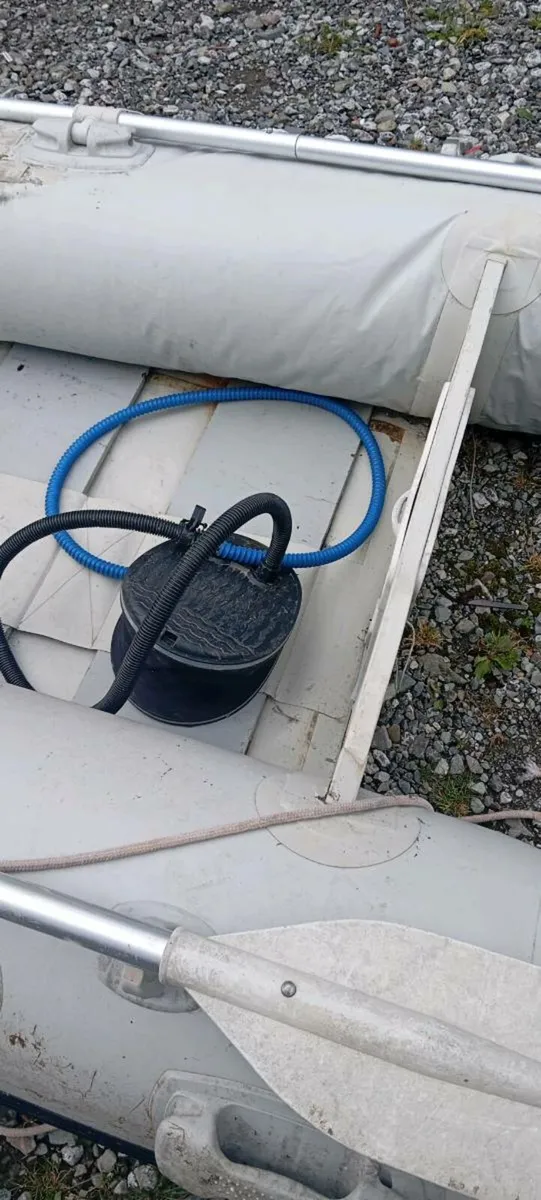 Inflatable dinghy - Image 3