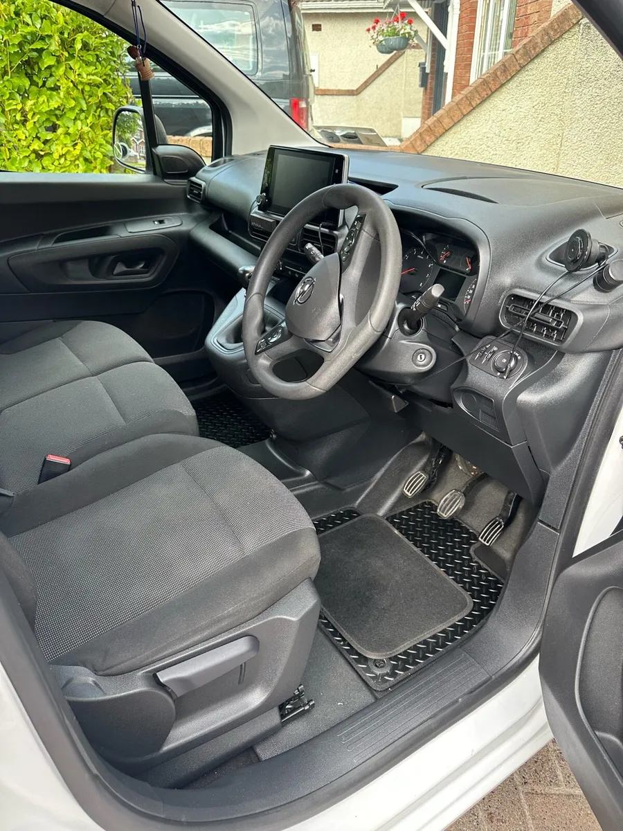 NO VAT, 100k warranty - Image 4
