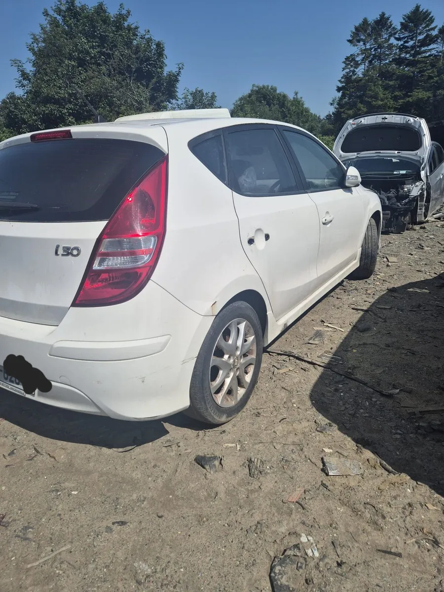 Hyundai I30 - Breaking only - Image 4