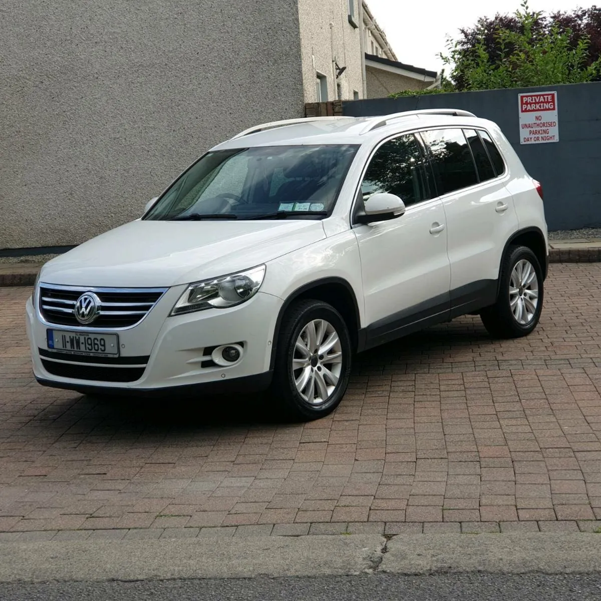 11 VW Tiguan 2.0TDI Sport New NCT - Image 3