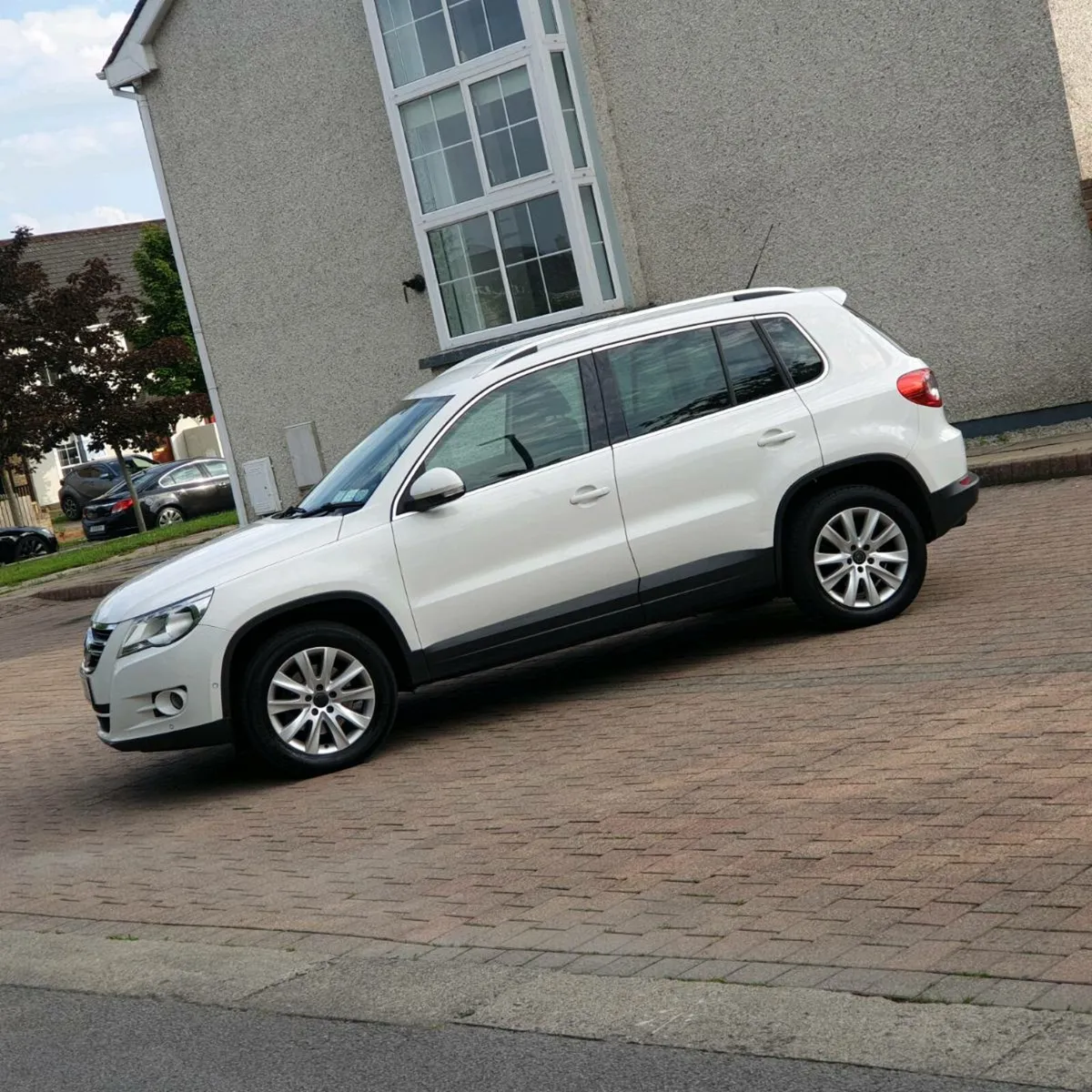 11 VW Tiguan 2.0TDI Sport New NCT - Image 4
