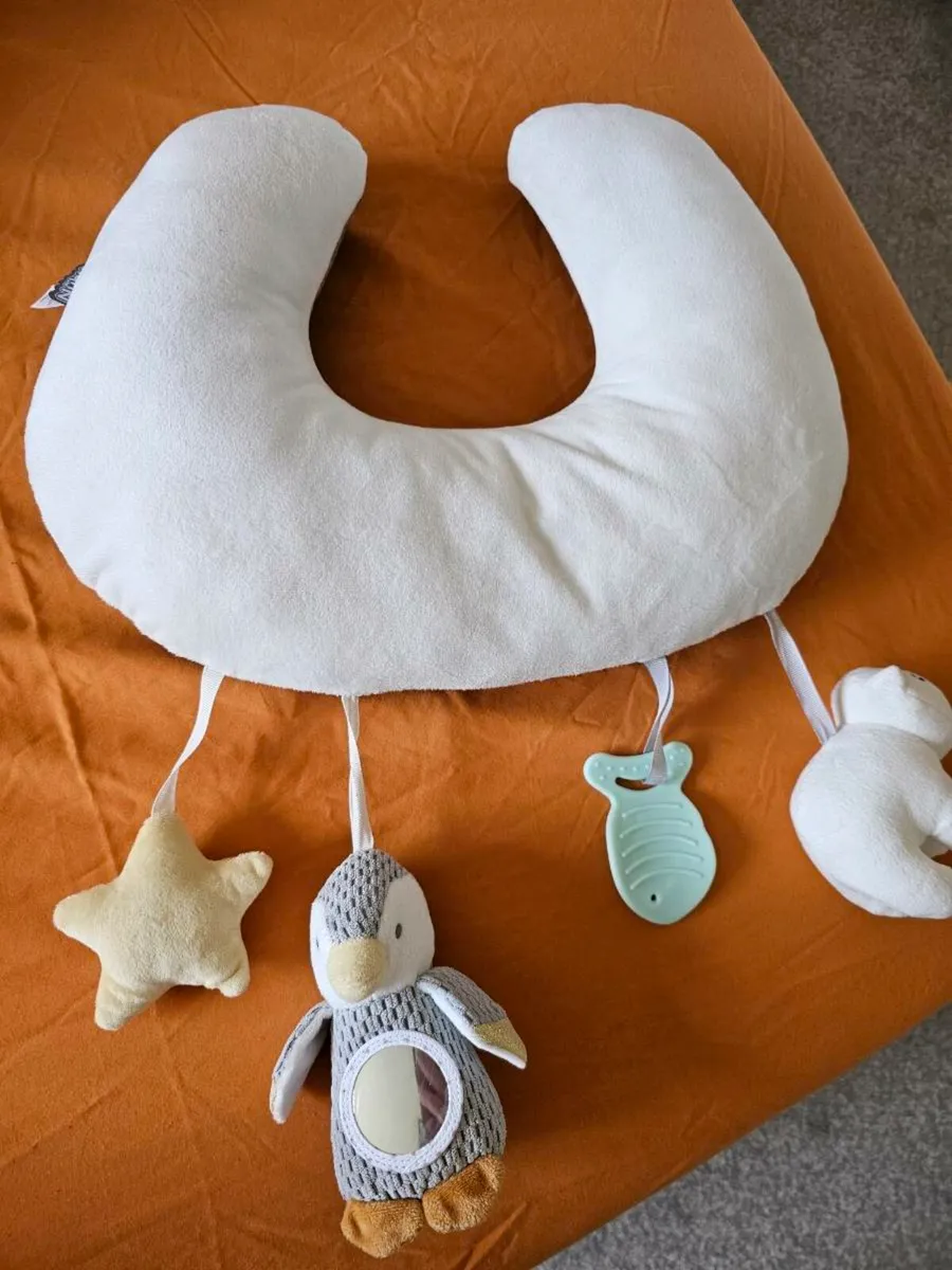 Baby bath & Activity pillow - Image 4