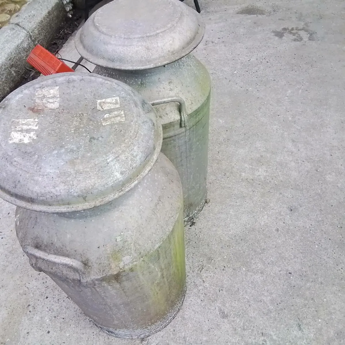MILK CHURNS - Image 2