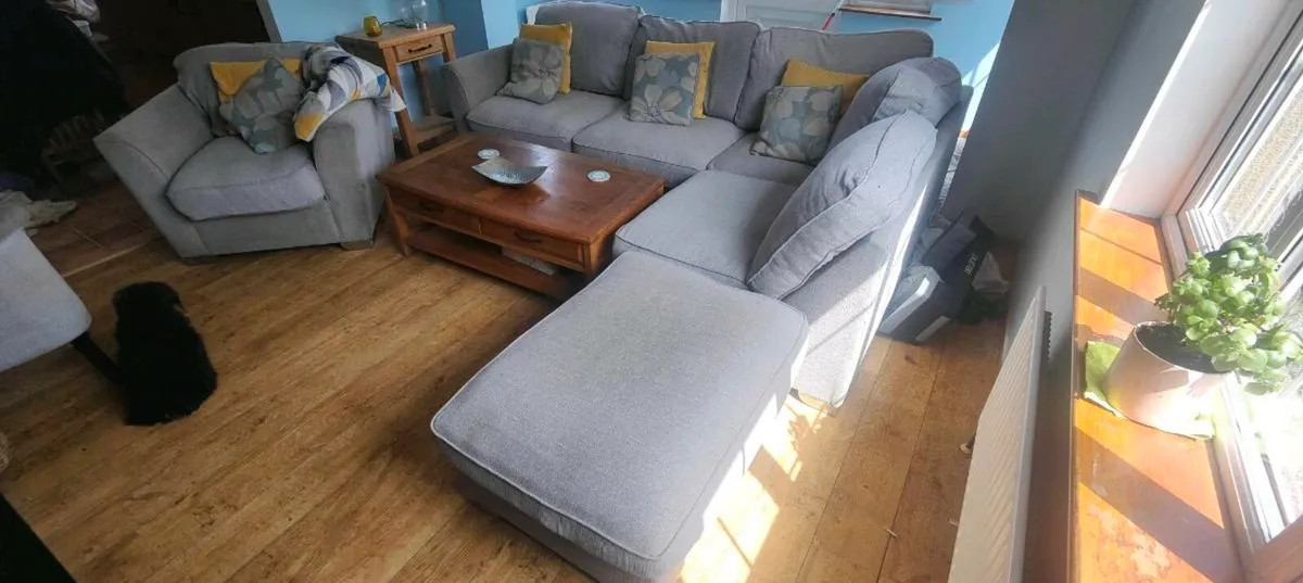L Shaped Corner Sofa - Image 1
