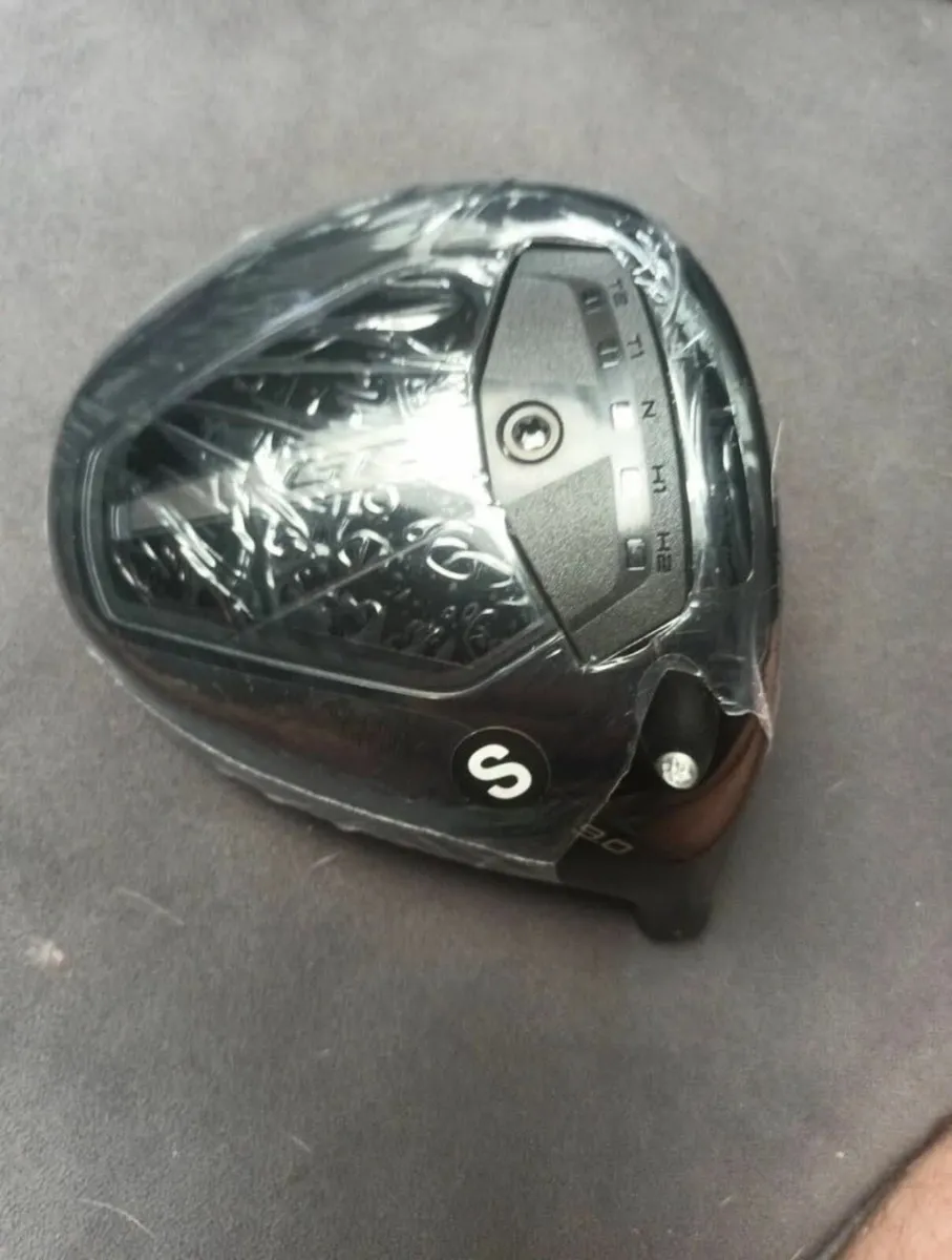 Titleist GT3 Driver HEAD ONLY 9.0 Degree - Image 1
