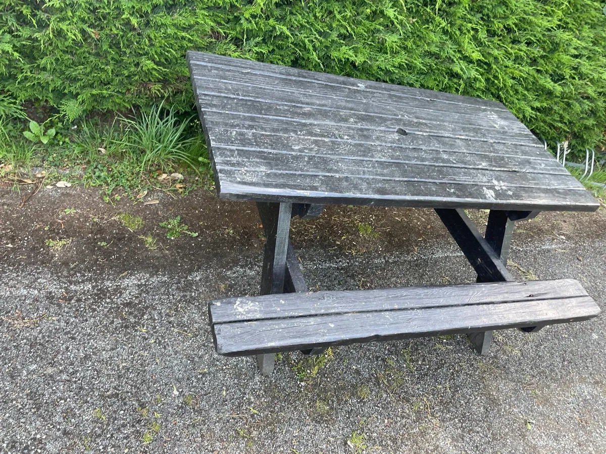 Picknic garden table and bench set €100 - Image 3
