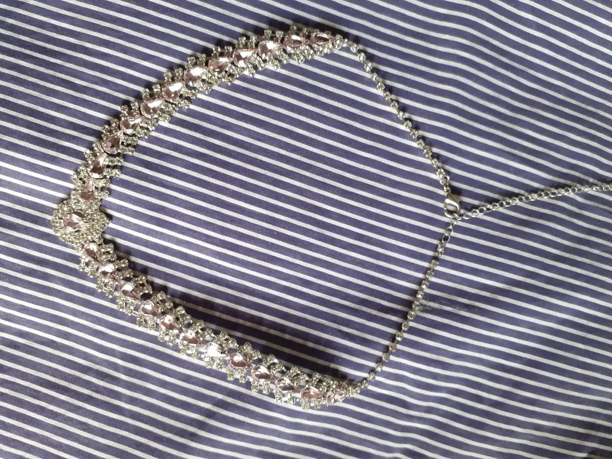 Necklaces  0874036543