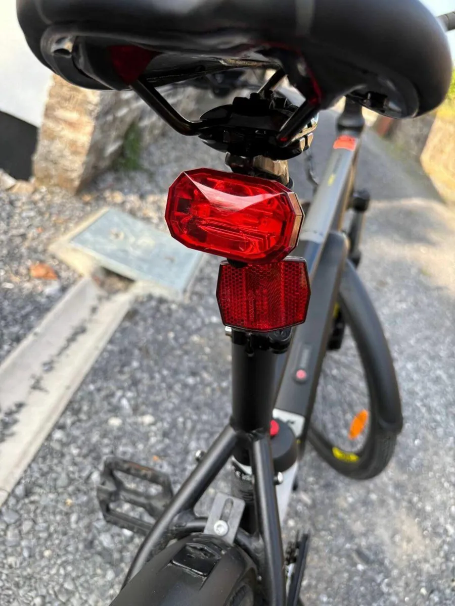 Fuji E Nevada 2.1 27.5" E-Bike - Image 2