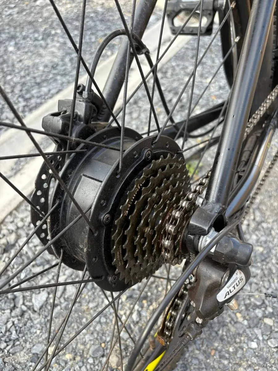 Fuji E Nevada 2.1 27.5" E-Bike - Image 4