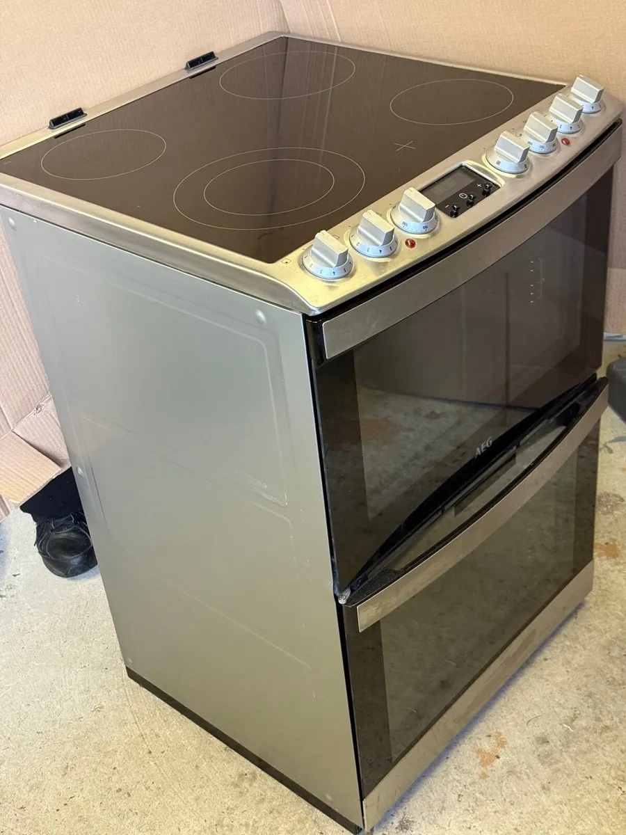 AEG oven - Image 2