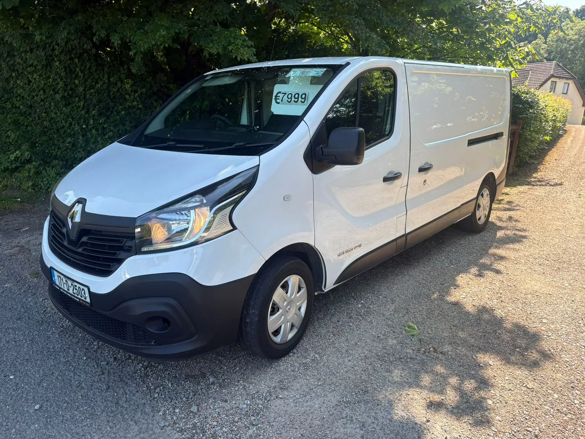 17 RENAULT TRAFFIC LWB - Image 1