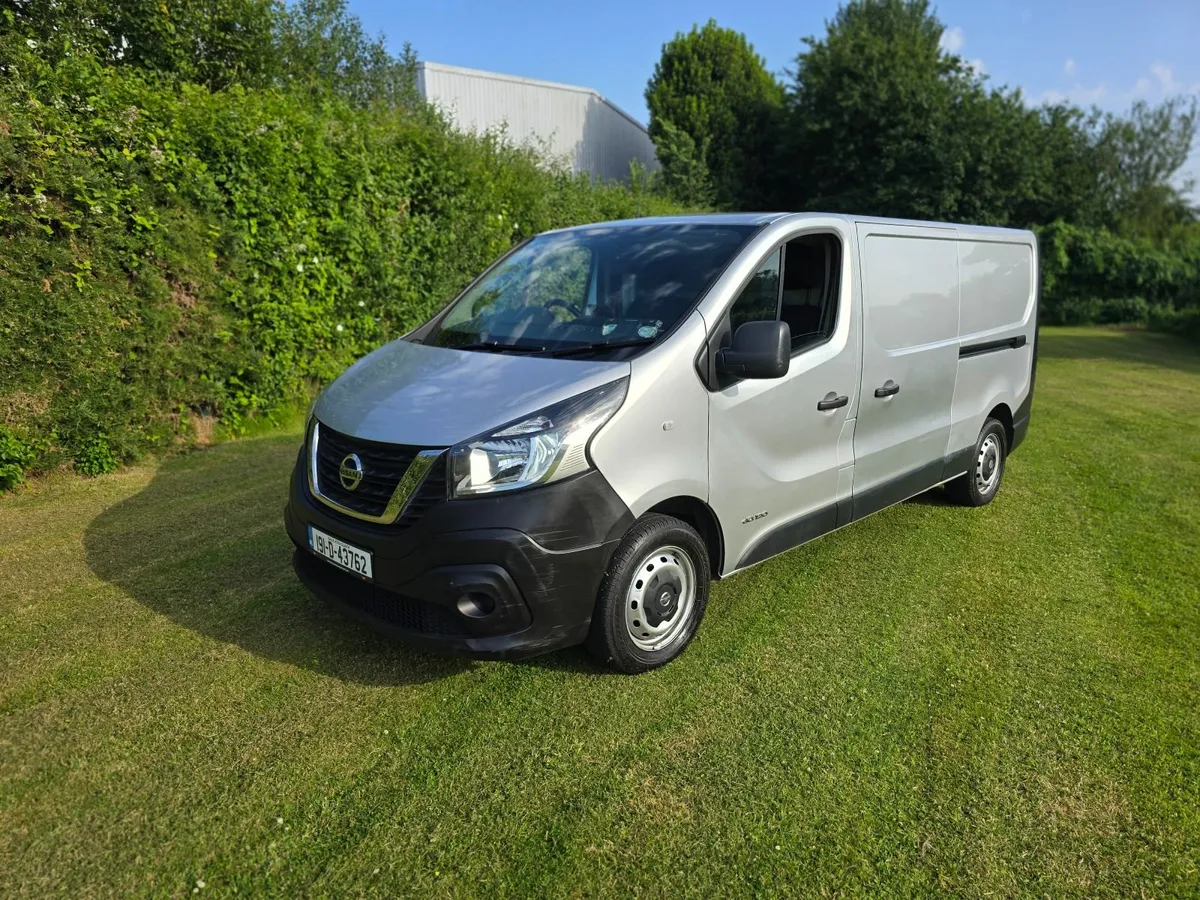 191 Nissan NV300 LWB  New Doe:06/26 Tax:10/25 - Image 2