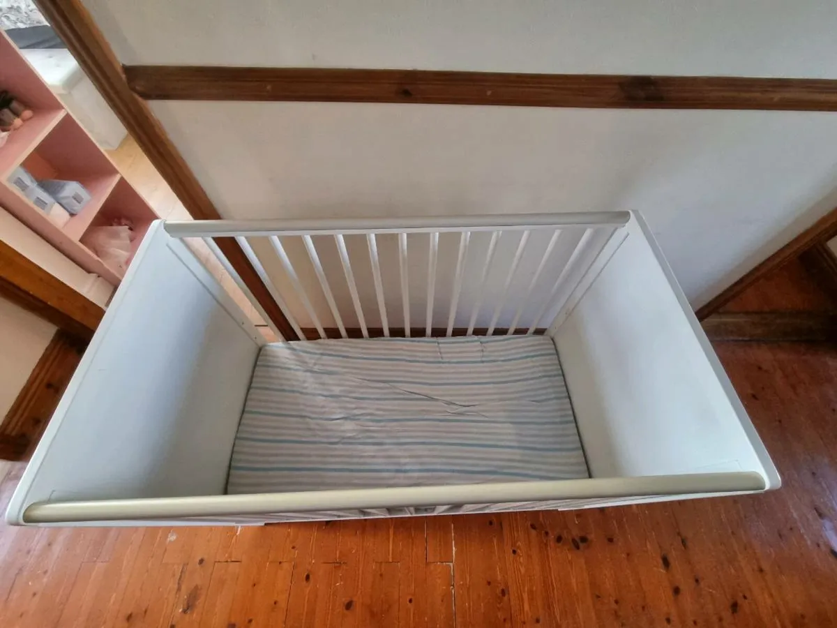 Cot - Image 3