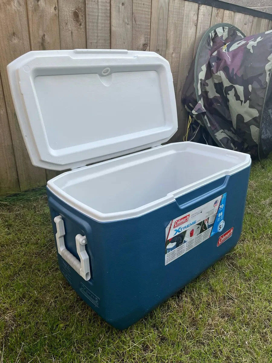 Coleman Xtreme cooler box 66litre - Image 1