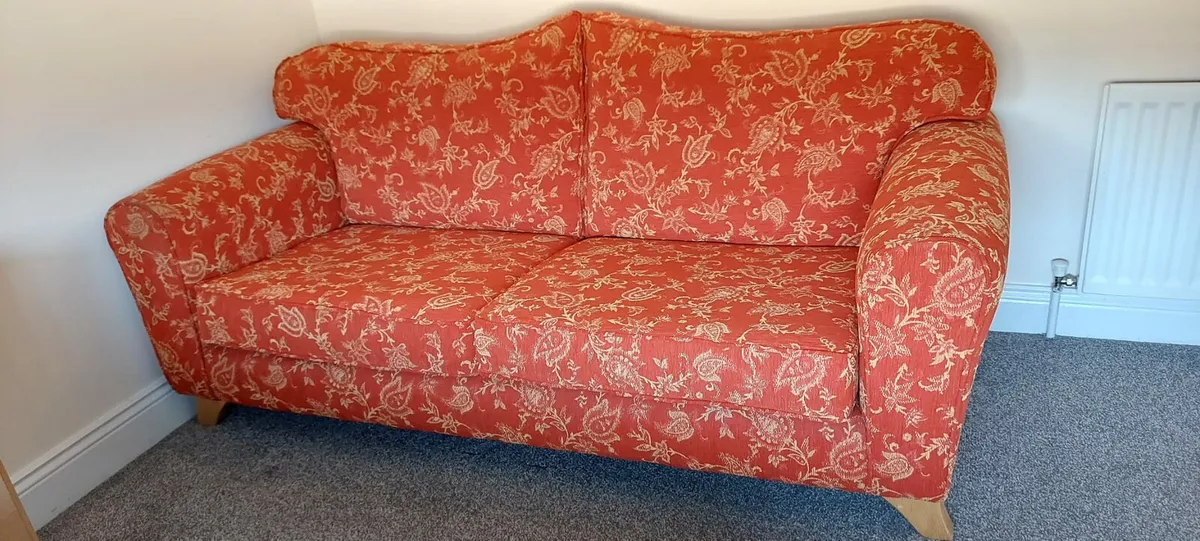 3 seater sofa plus 1 armchair - Image 1